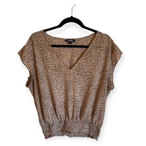 EXPRESS L Short Sleeve Cheetah Print Top with Smocked Bottom